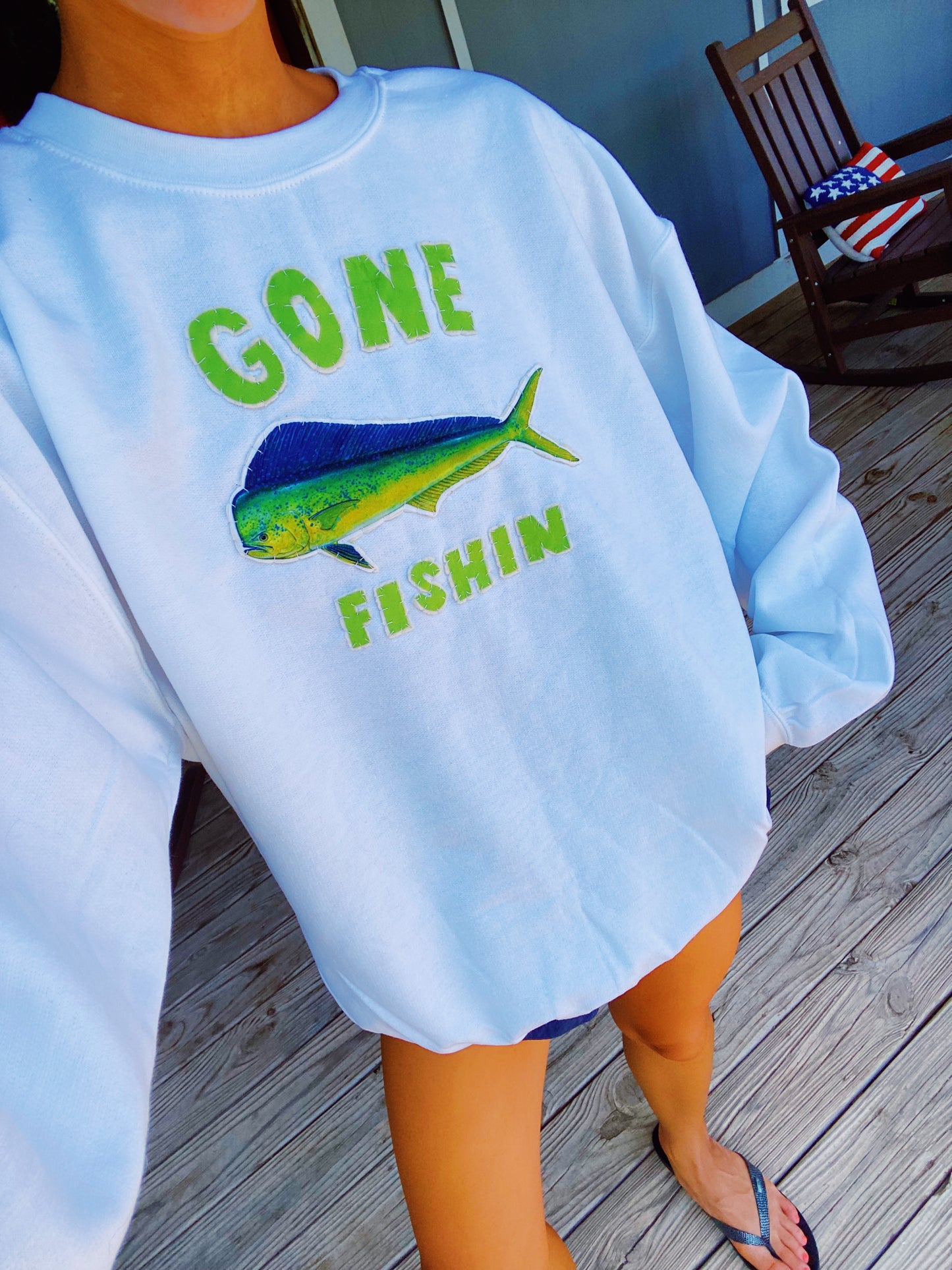 White gone fishin mahi mahi crew