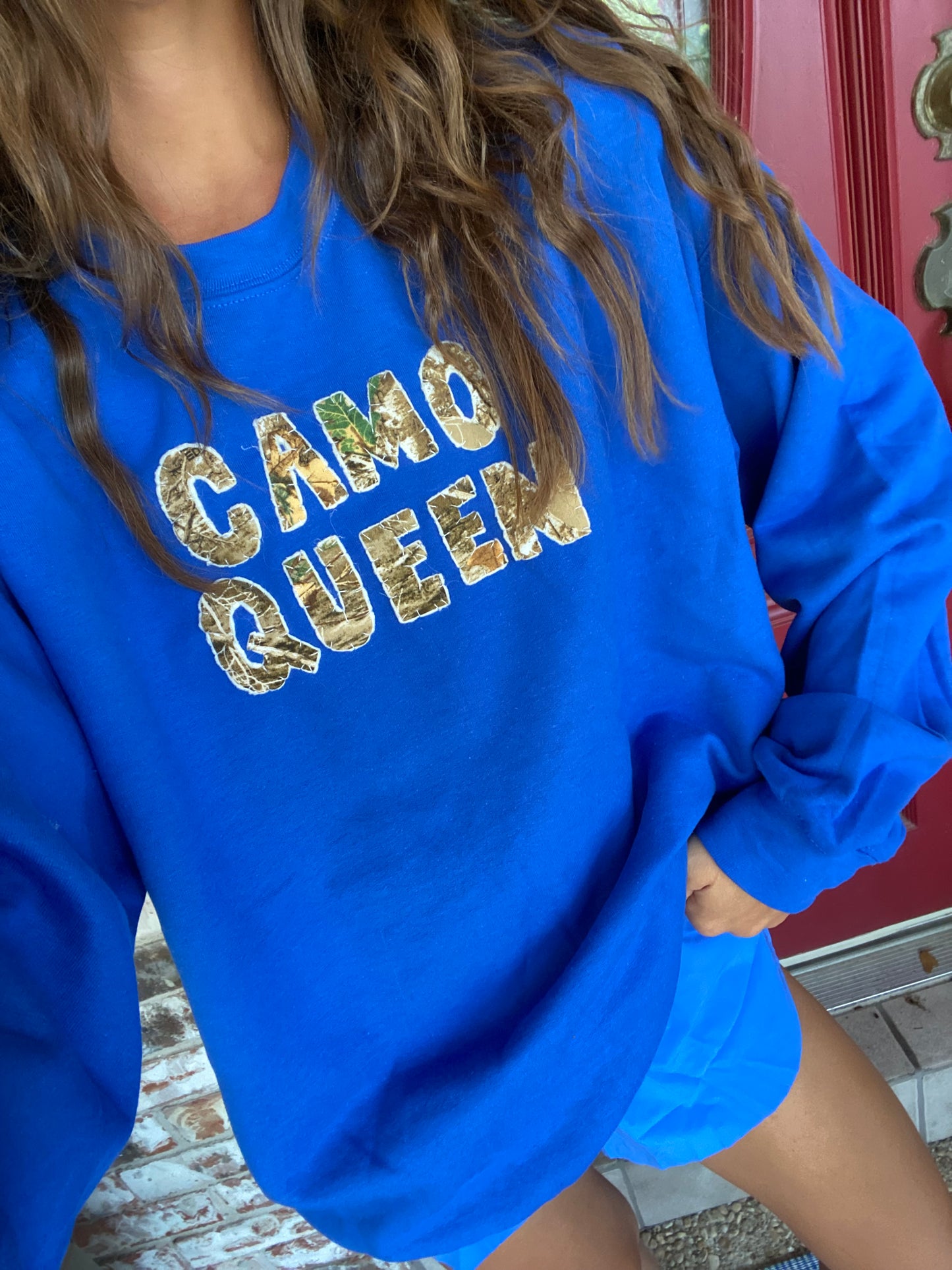 Camo Queen crew in royal blue