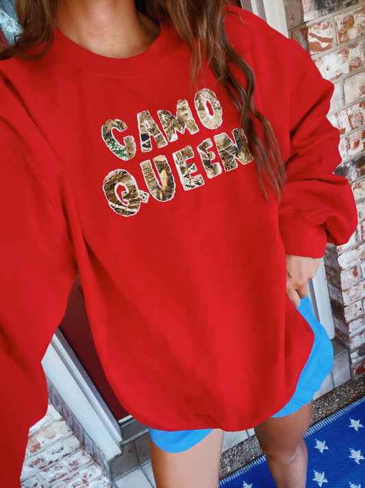 camo queen crew in red