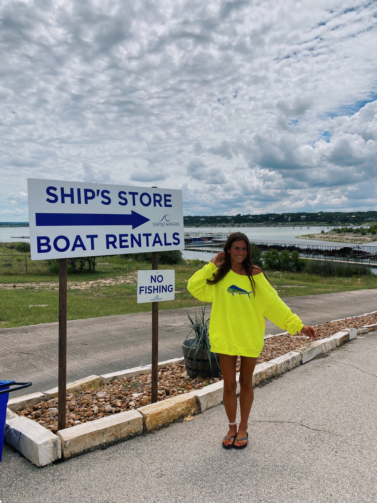 Off the shoulder mahi mahi crew in citrus